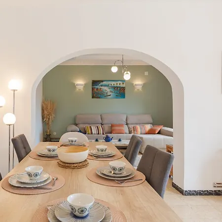 Casa Con Piscina En Ferienhaus Vidreres