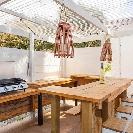 Casa Con Piscina En Ferienhaus Vidreres